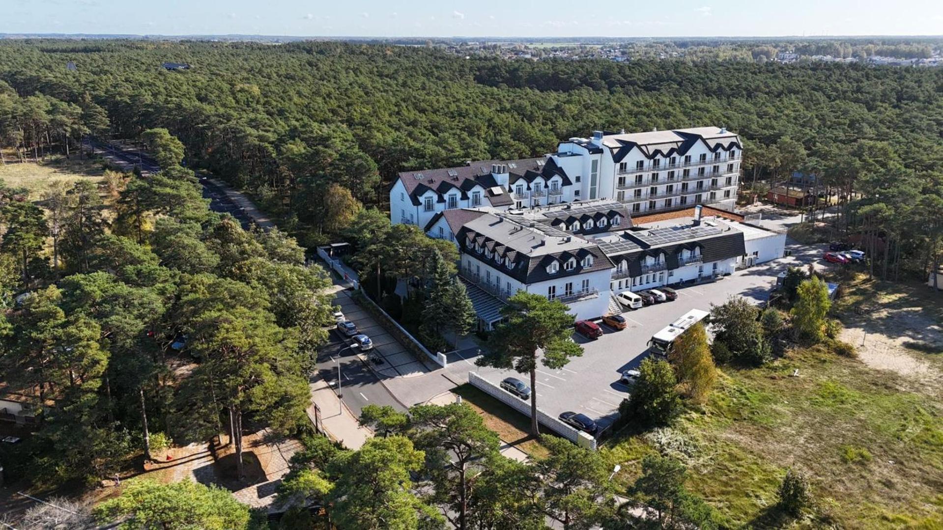 Hotel Jantar Wellness & Spa Ustka Exteriör bild
